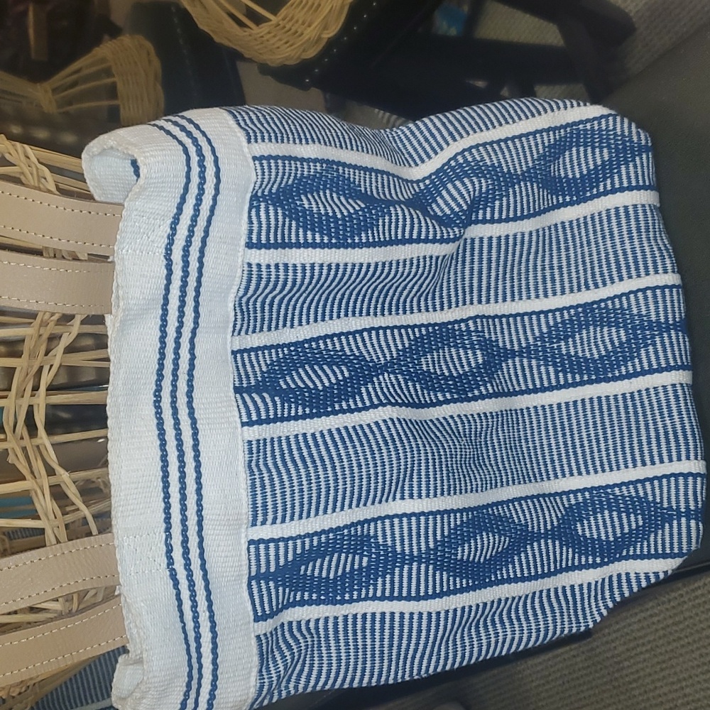 Trades of Hope Woven Tote - Picture 4 of 4